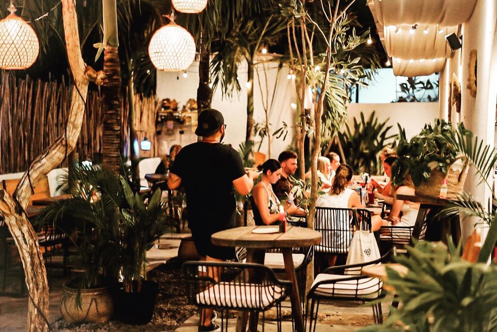 Galerie Morin Resort et Bonzer Cafe 4