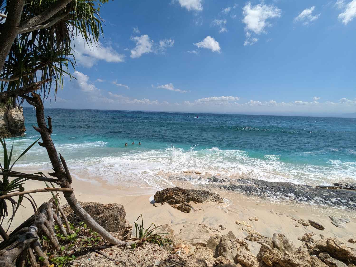 Hidden Beaches in Nusa Lembongan You Need to Add to Your Tropical Bucket List